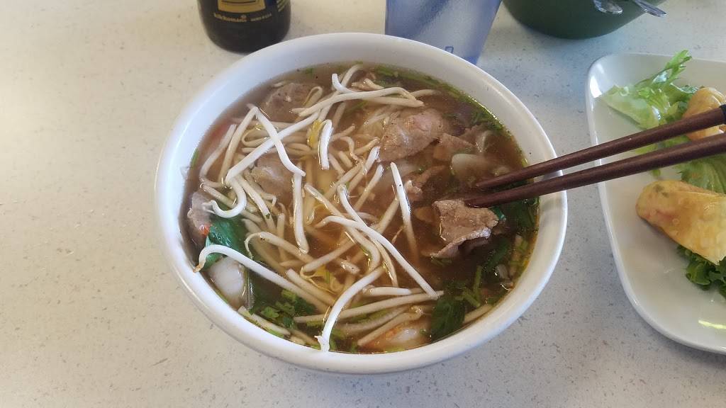 Wayside Noodles | restaurant | 3551 Truxel Rd, Sacramento, CA 95834, USA | 9162859611 OR +1 916-285-9611