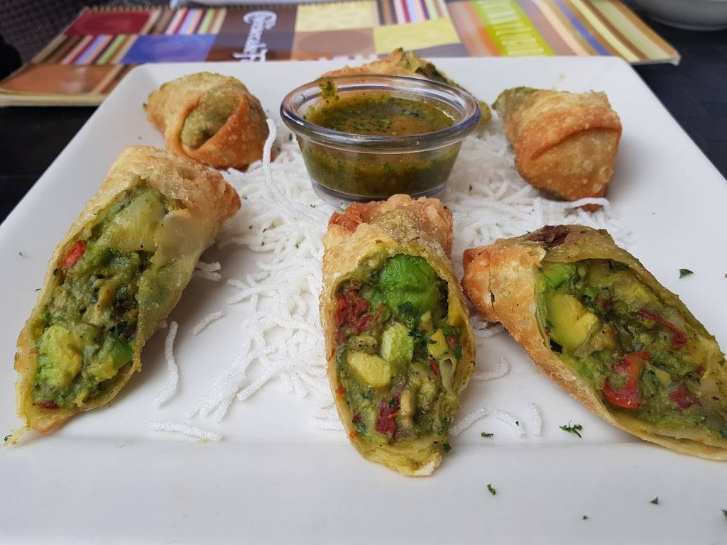 The Cheesecake Factory | restaurant | 5799 N Bayshore Dr, Glendale, WI 53217, USA | 4149068550 OR +1 414-906-8550