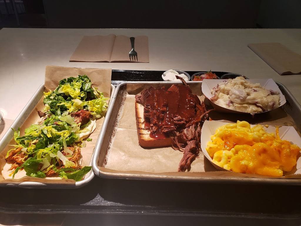 Foodlife | restaurant | 835 N Michigan Ave, Chicago, IL 60611, USA | 3123353663 OR +1 312-335-3663