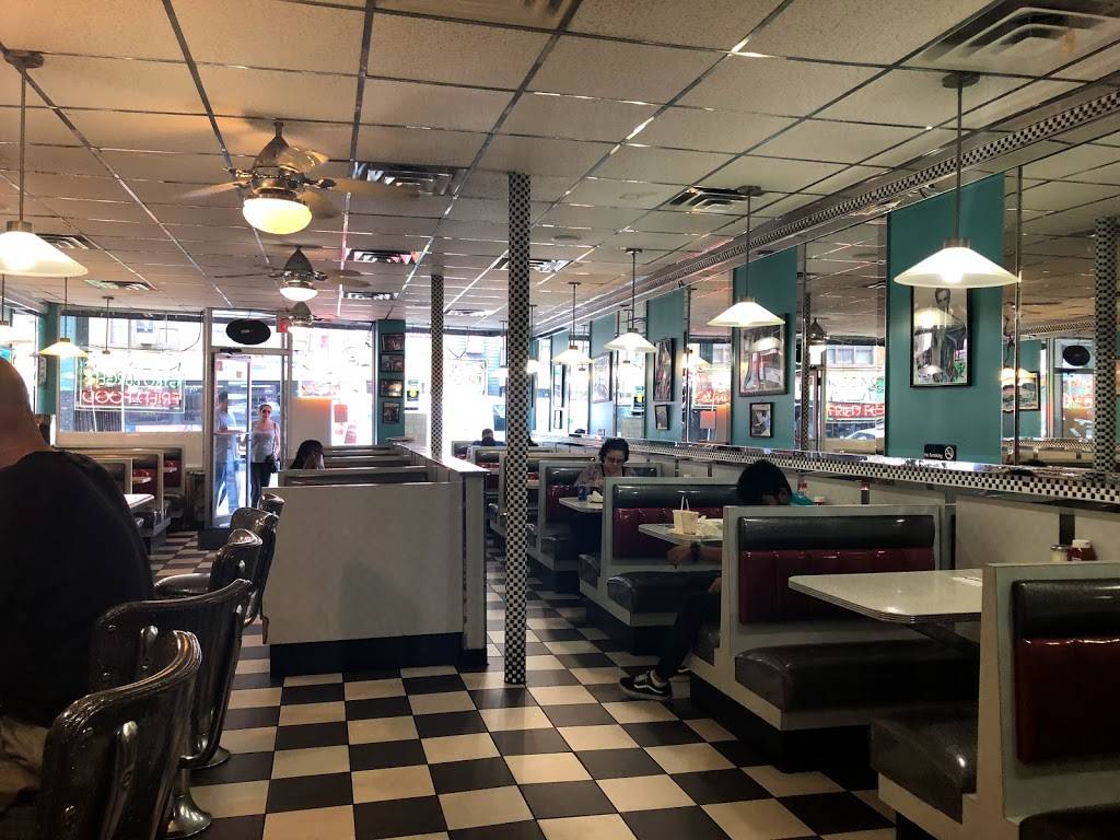 Johns Diner | restaurant | 1786 Westchester Ave, Bronx, NY 10472, USA | 7189319402 OR +1 718-931-9402
