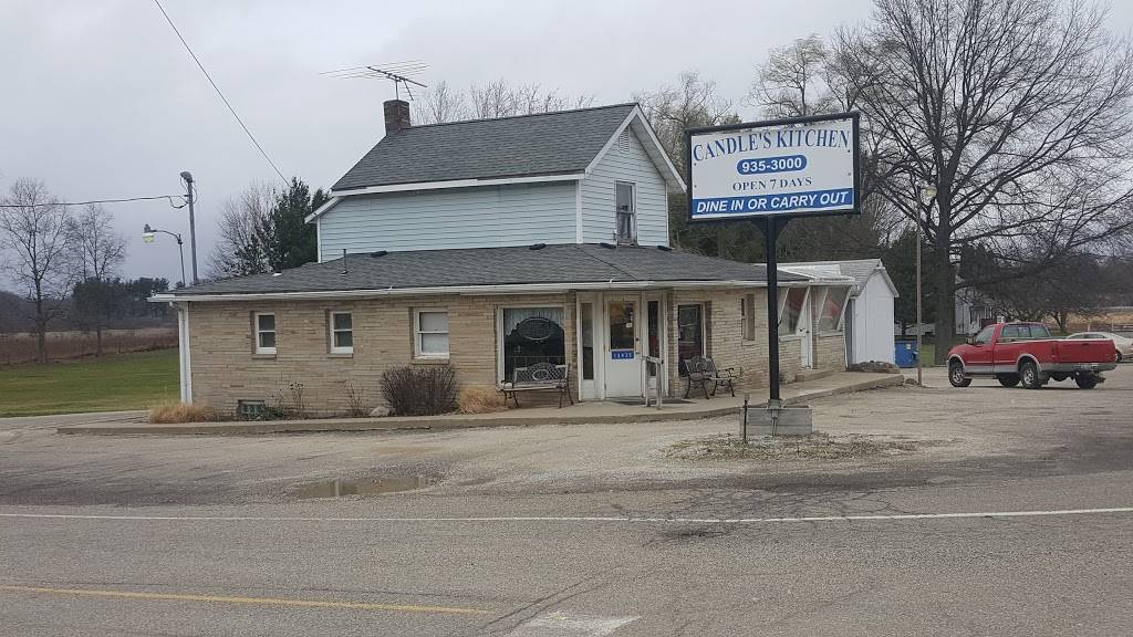 Candles Kitchen | restaurant | 13435 Ravenna Ave NE, Hartville, OH 44632, USA | 3309353000 OR +1 330-935-3000