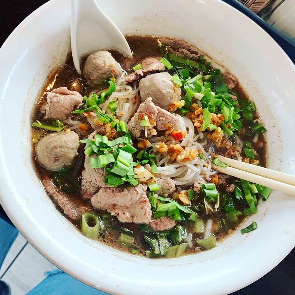 East South Asian Cuisine | restaurant | 647 W Ritner St, Philadelphia, PA 19148, USA | 2157552196 OR +1 215-755-2196