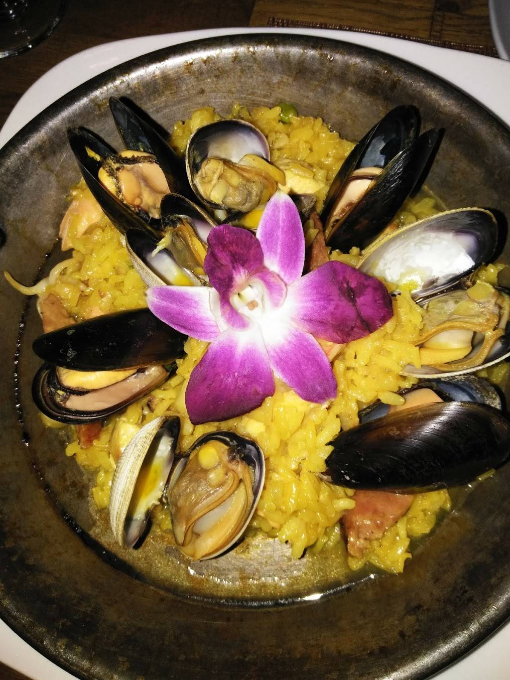 Farm & Vine American Bistro | restaurant | 248 Lorton Ave, Burlingame, CA 94010, USA | 6504457256 OR +1 650-445-7256