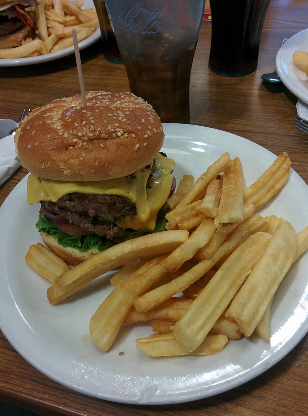 LongHorn Steakhouse | meal takeaway | 1286 NY-300, Newburgh, NY 12550, USA | 8455670212 OR +1 845-567-0212