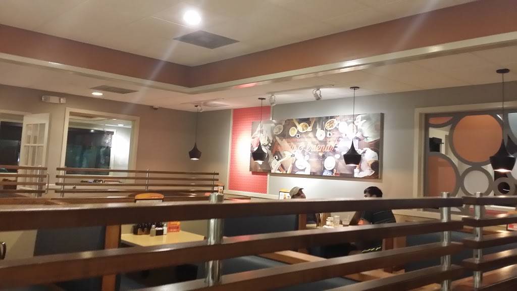 IHOP | restaurant | 12750 N Fwy Service Rd E, Fort Worth, TX 76177, USA | 8174316300 OR +1 817-431-6300