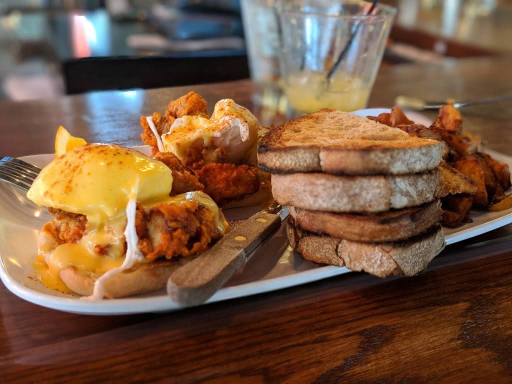 otter bar and Burger | restaurant | 2379 Eastlake Ave E, Seattle, WA 98102, USA | 2069069401 OR +1 206-906-9401