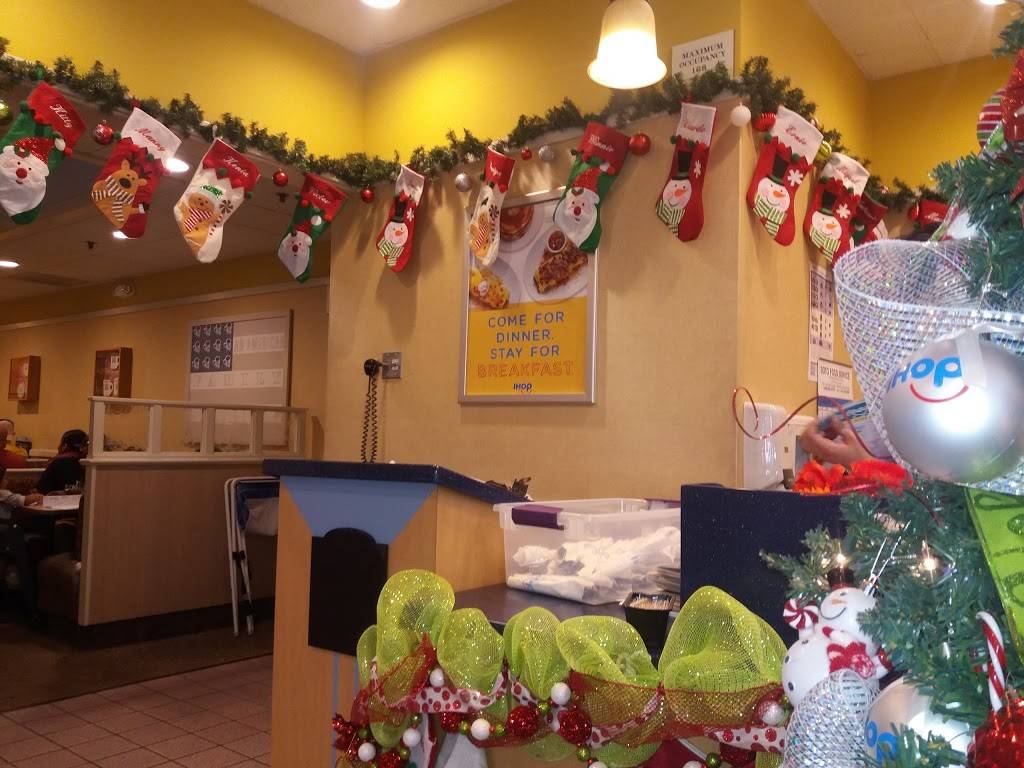 IHOP | restaurant | 1630 Industrial Park Ave, Redlands, CA 92374, USA | 9093356030 OR +1 909-335-6030