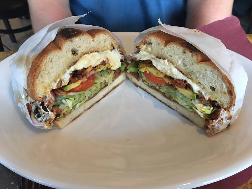 Nuevo El Mariachi Loco | restaurant | 101 Bellevue Ave, Hammonton, NJ 08037, USA | 6092707224 OR +1 609-270-7224