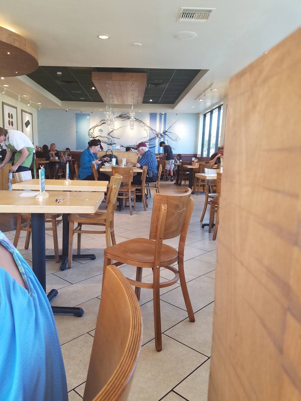 Rubios Coastal Grill | restaurant | 252 N El Camino Real, Encinitas, CA 92024, USA | 7606327395 OR +1 760-632-7395