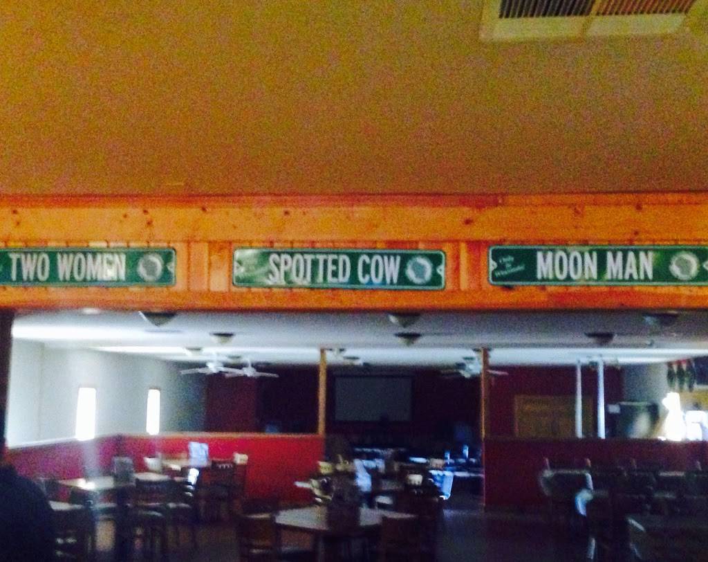 Ixonia Pub | restaurant | 9407, W1270, Marietta Ave, Ixonia, WI 53036, USA | 9202068293 OR +1 920-206-8293