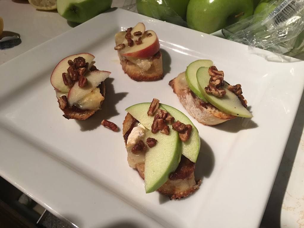 Herlihy Smokehouse & Grill | restaurant | County Rd 1, Lafayette, NY 13084, USA | 3154805147 OR +1 315-480-5147