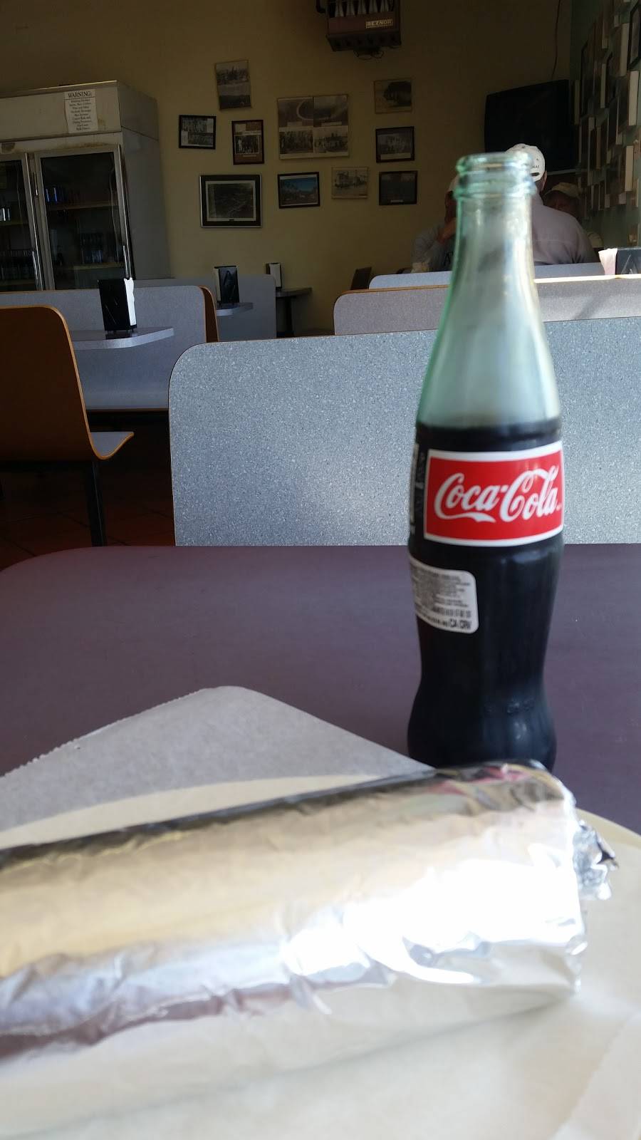 Taqueria Rincon Alteno | restaurant | 4414 Via Real, Carpinteria, CA 93013, USA | 8056847764 OR +1 805-684-7764