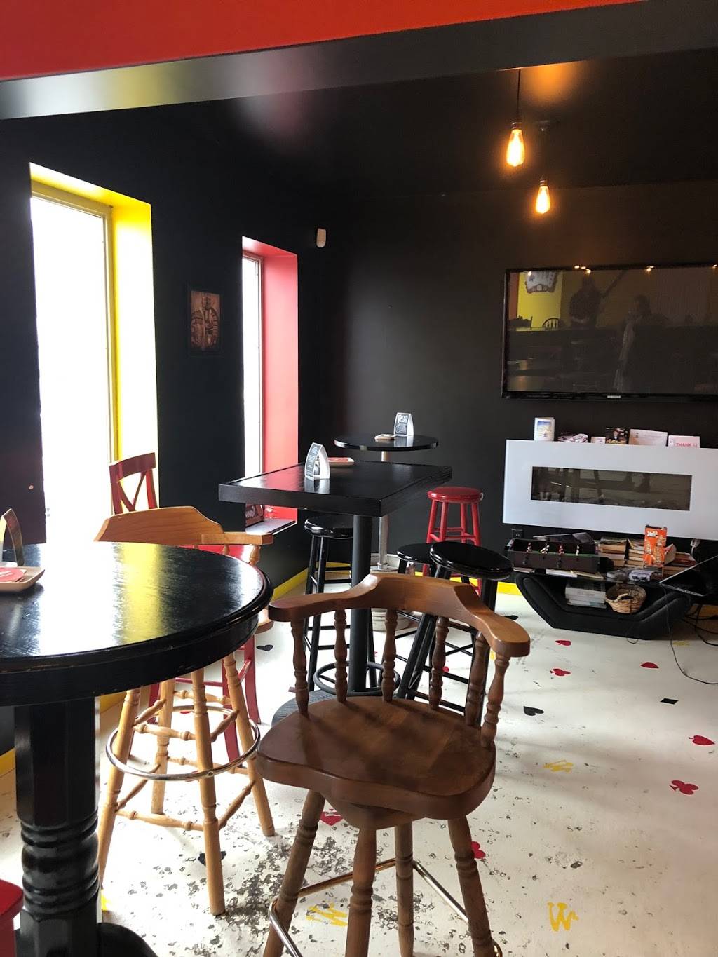 Wild Card Brewing Co. | restaurant | 38 Gotha St, Trenton, ON K8V 6E1, Canada | 6133941010 OR +1 613-394-1010