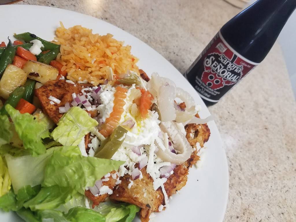 El New Chapala Restaurant | restaurant | 3537 E 106th St, Chicago, IL 60617, USA | 7739027829 OR +1 773-902-7829