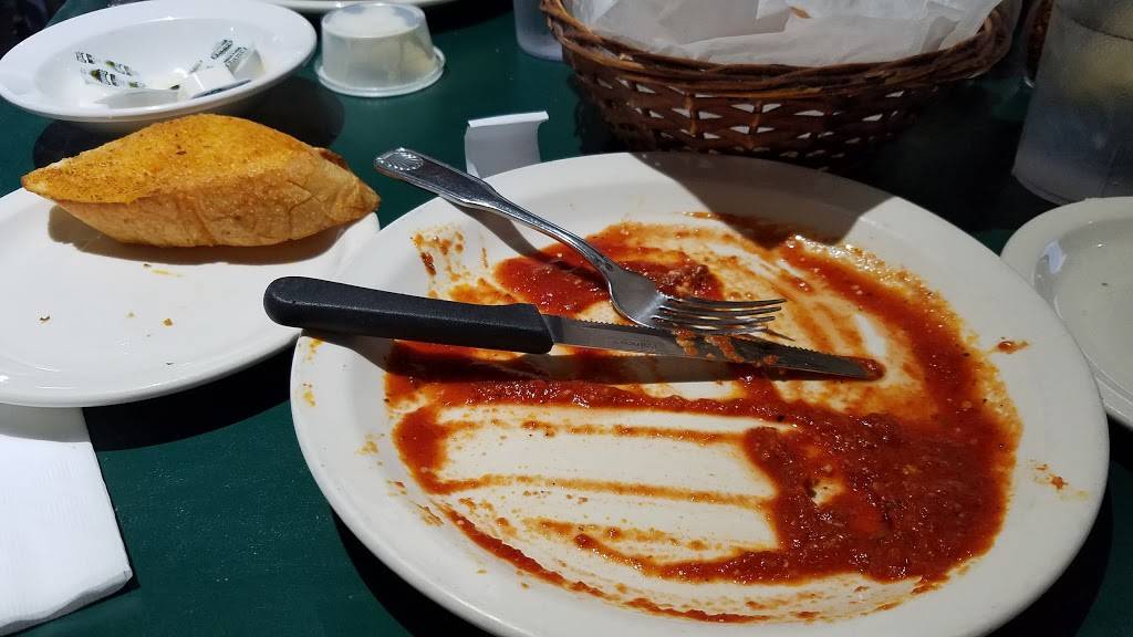 Salernos | restaurant | 3921 E Guadalupe Rd, Gilbert, AZ 85234, USA | 4808920040 OR +1 480-892-0040