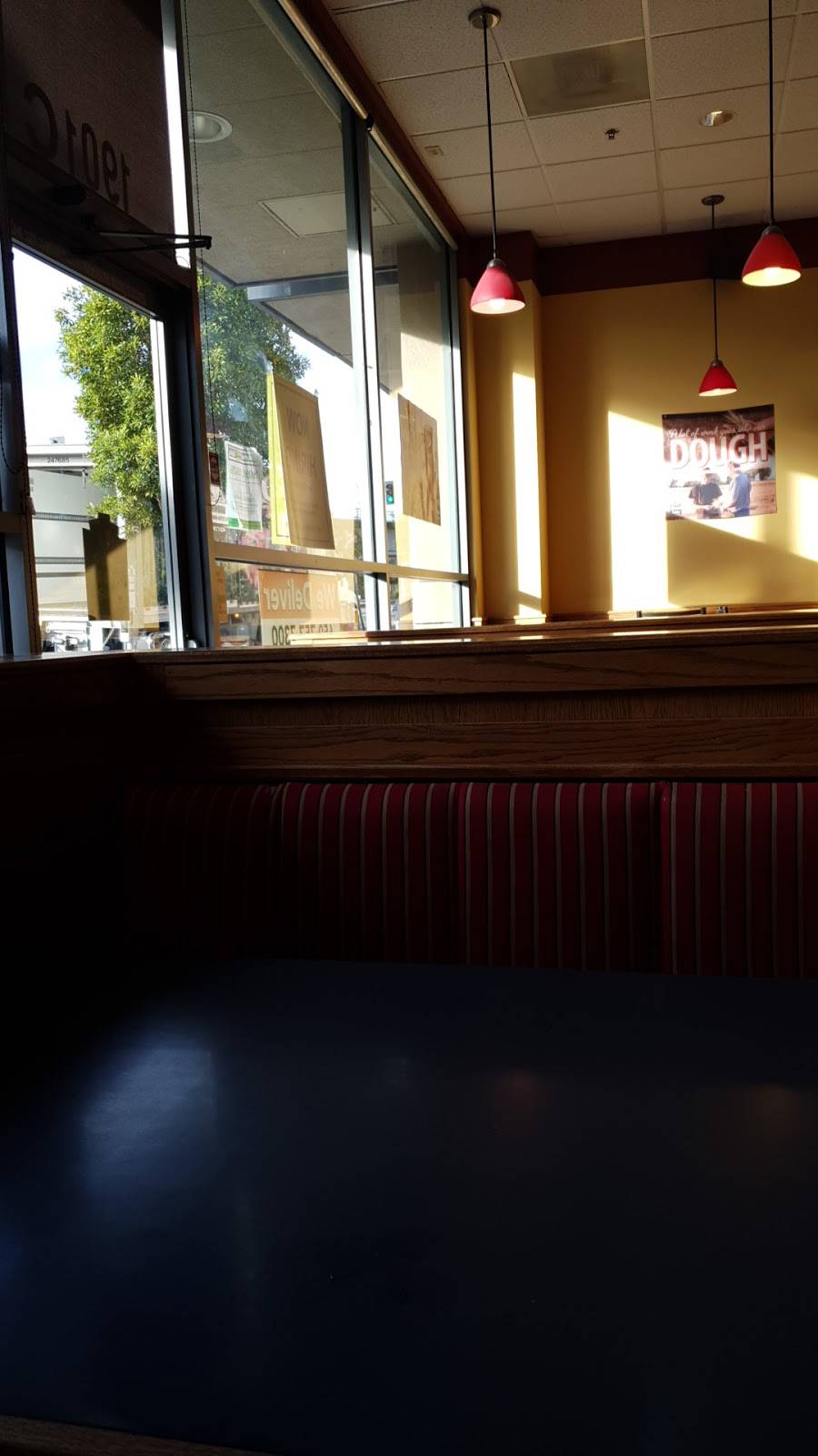 Round Table Pizza | meal delivery | 1901 Junipero Serra Blvd Ste C, Daly City, CA 94014, USA | 6507577300 OR +1 650-757-7300