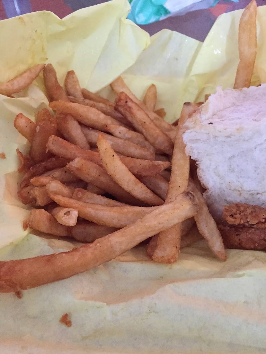 Tottinos Pizza & Louisiana | restaurant | 2216 W El Segundo Blvd, Gardena, CA 90249, USA | 3103274002 OR +1 310-327-4002