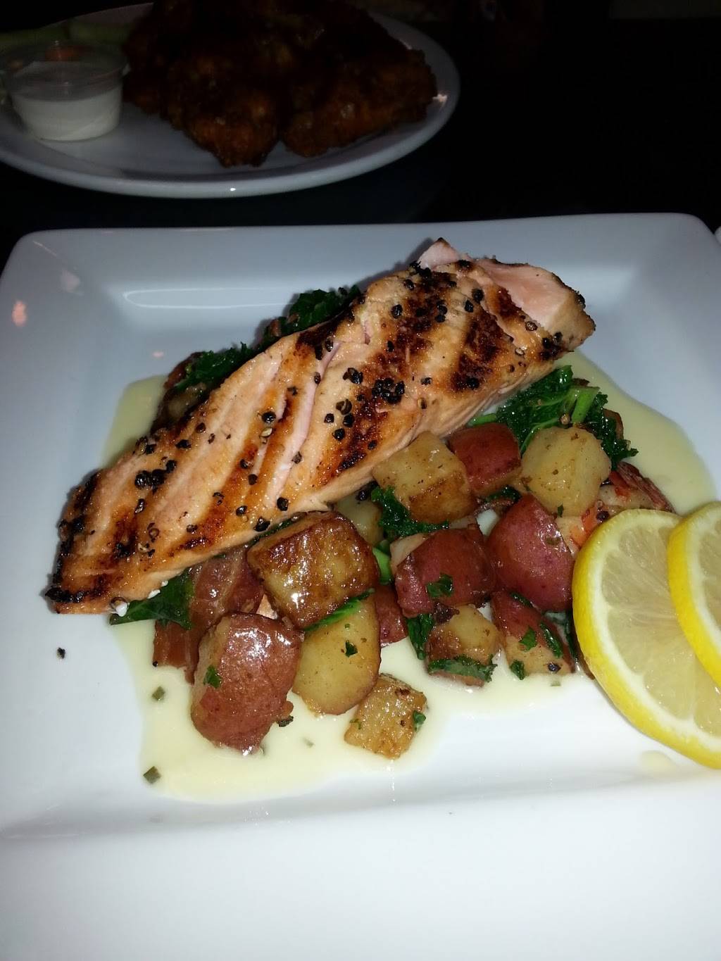 White Village | restaurant | 5362 W Lake Rd, Dunkirk, NY 14048, USA | 7166791825 OR +1 716-679-1825