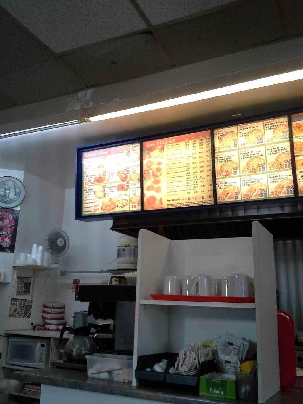 Cantine Ti-Clin | restaurant | 632 Rue Principale, Saint-Dominique, QC J0H 1L0, Canada | 4502618383 OR +1 450-261-8383