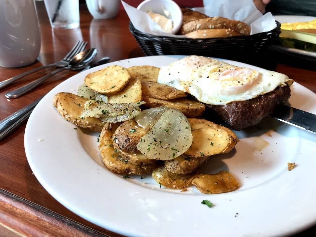 Eggspectation | restaurant | 8058 Crescent Park Dr, Gainesville, VA 20155, USA | 5712480990 OR +1 571-248-0990