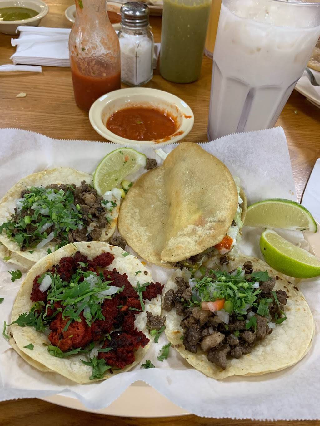 El Mercadito de Memphis | restaurant | 3766 Ridgeway Rd, Memphis, TN 38115, USA | 9016008000 OR +1 901-600-8000