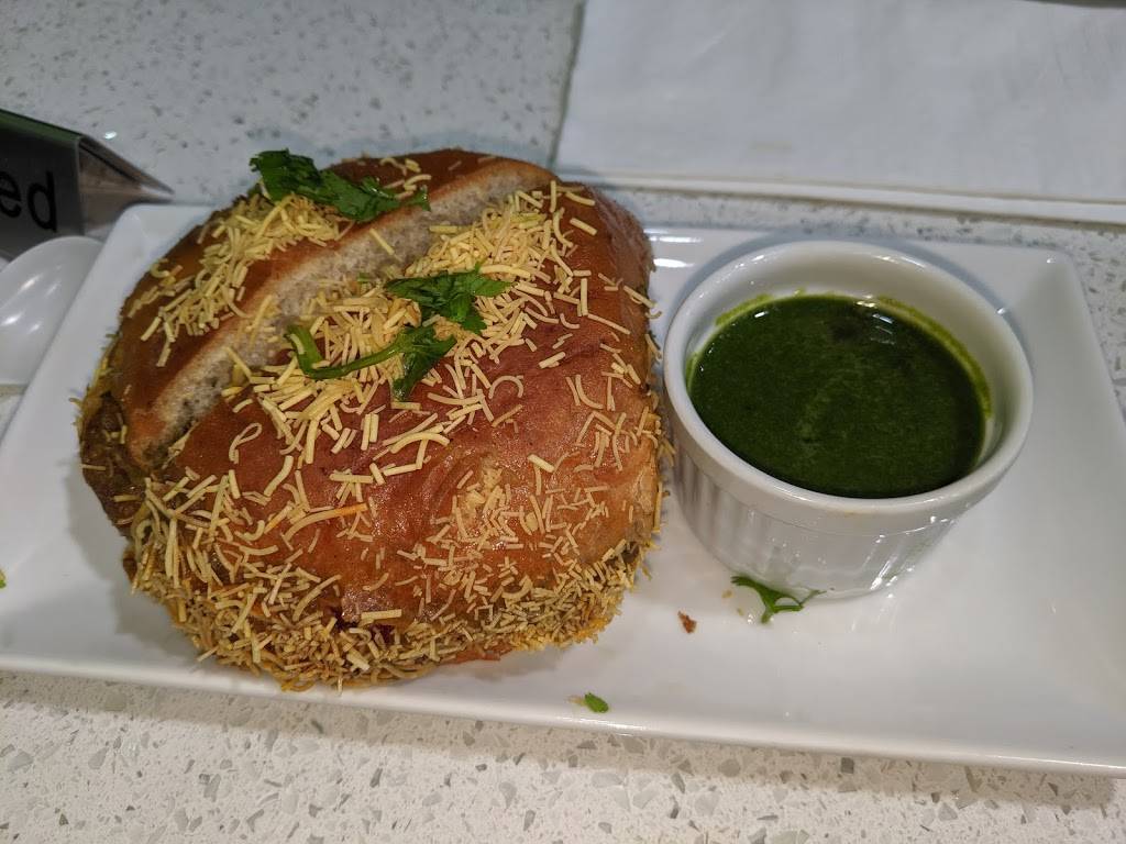 Royal Paan | restaurant | 509 Wilson Ave Unit No 7, Kitchener, ON N2C 2M4, Canada | 5198937226 OR +1 519-893-7226