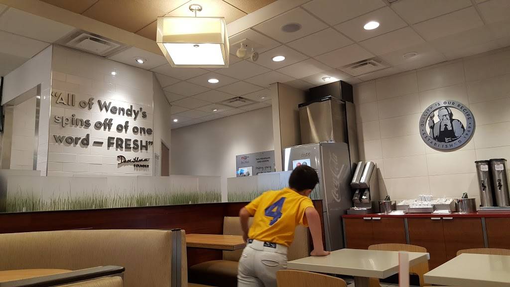 Wendys | restaurant | 502 W Main St, Inverness, FL 34450, USA | 3527261985 OR +1 352-726-1985