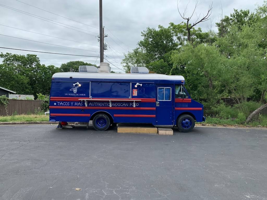 Un Mundo De Sabor | restaurant | 1900 W William Cannon Dr, Austin, TX 78745, USA | 5122898616 OR +1 512-289-8616