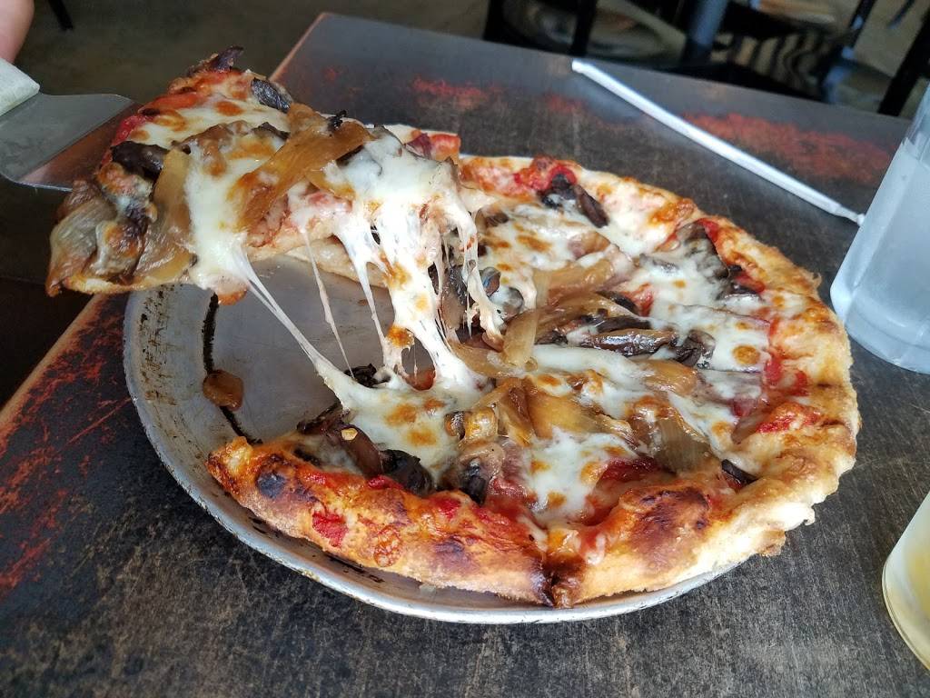 Piazza | restaurant | 4 Olde Eastwood Village Blvd #301, Asheville, NC 28803, USA | 8282987224 OR +1 828-298-7224