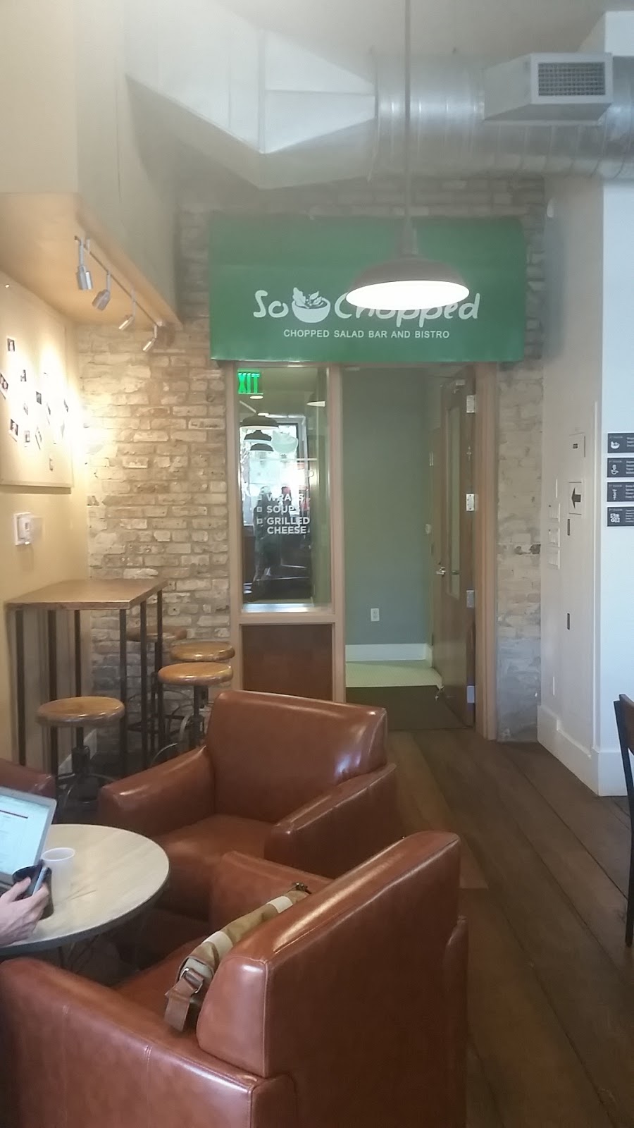 So Chopped Salad Bar | restaurant | 407 S Palafox St, Pensacola, FL 32502, USA | 8505882777 OR +1 850-588-2777