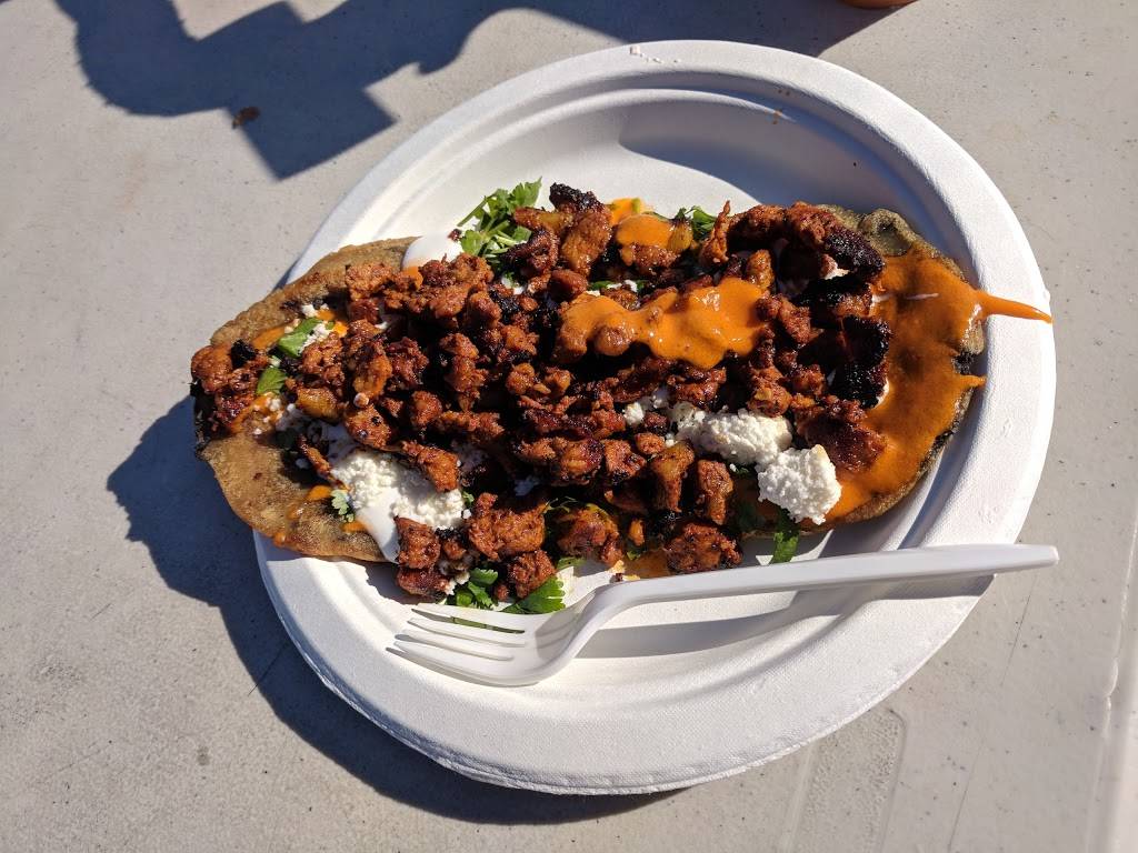 El Huarache Loco | restaurant | 100 Alemany Blvd, San Francisco, CA 94110, USA | 4159251403 OR +1 415-925-1403