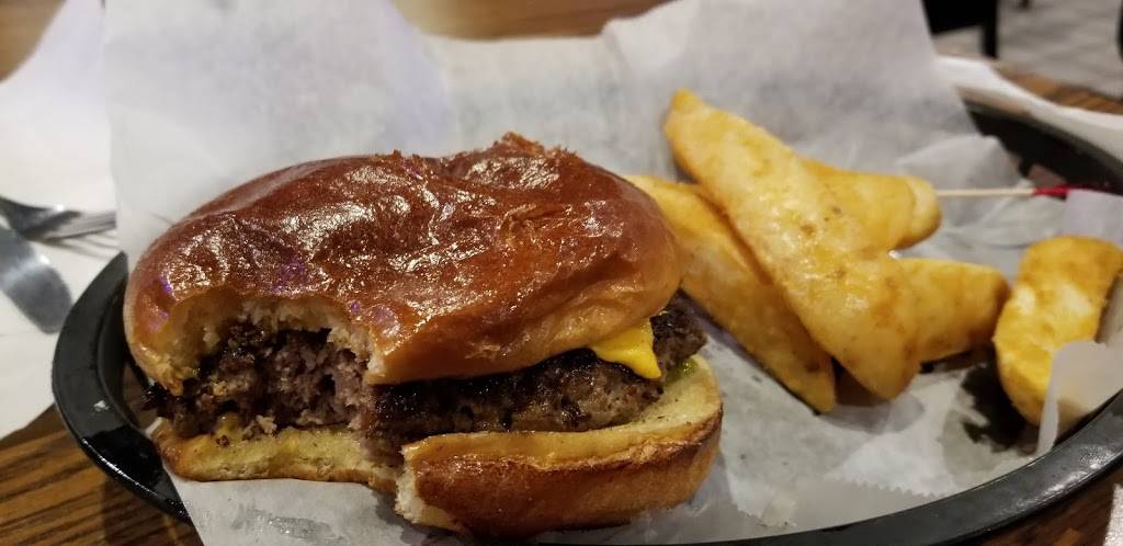 The Haystack | restaurant | 6560 US-51, Millington, TN 38053, USA | 9018720567 OR +1 901-872-0567