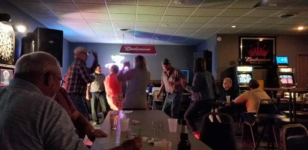 Hosmer City Liquor | restaurant | 101 E Main St, Hosmer, SD 57448, USA | 6052839360 OR +1 605-283-9360