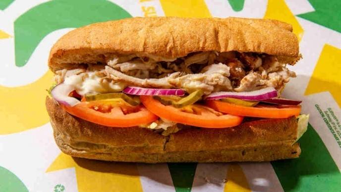 Subway | restaurant | 2101 FL-19, Tavares, FL 32778, USA | 3523431706 OR +1 352-343-1706
