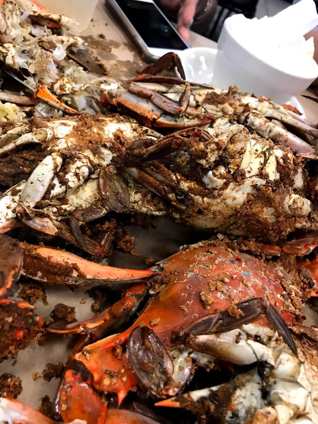 Brewers Landing | restaurant | 801 Woodrow Ave, Essex, MD 21221, USA | 4103915409 OR +1 410-391-5409