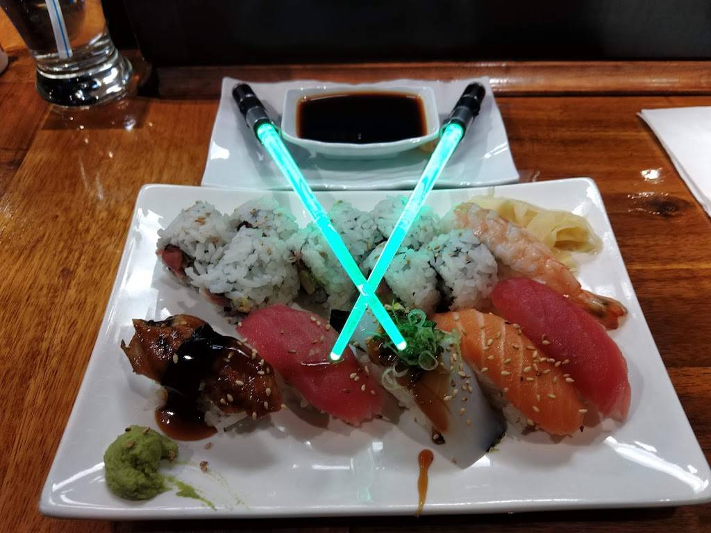 Akasaka Japanese Restaurant | restaurant | 2465 Dougall Ave, Windsor, ON N8X 1T3, Canada | 5199159077 OR +1 519-915-9077