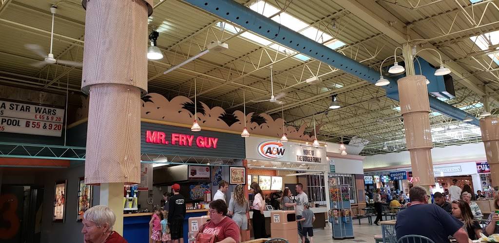 A&W Canada | restaurant | 1100 Pembroke St E, Pembroke, ON K8A 6Y7, Canada | 6137350909 OR +1 613-735-0909