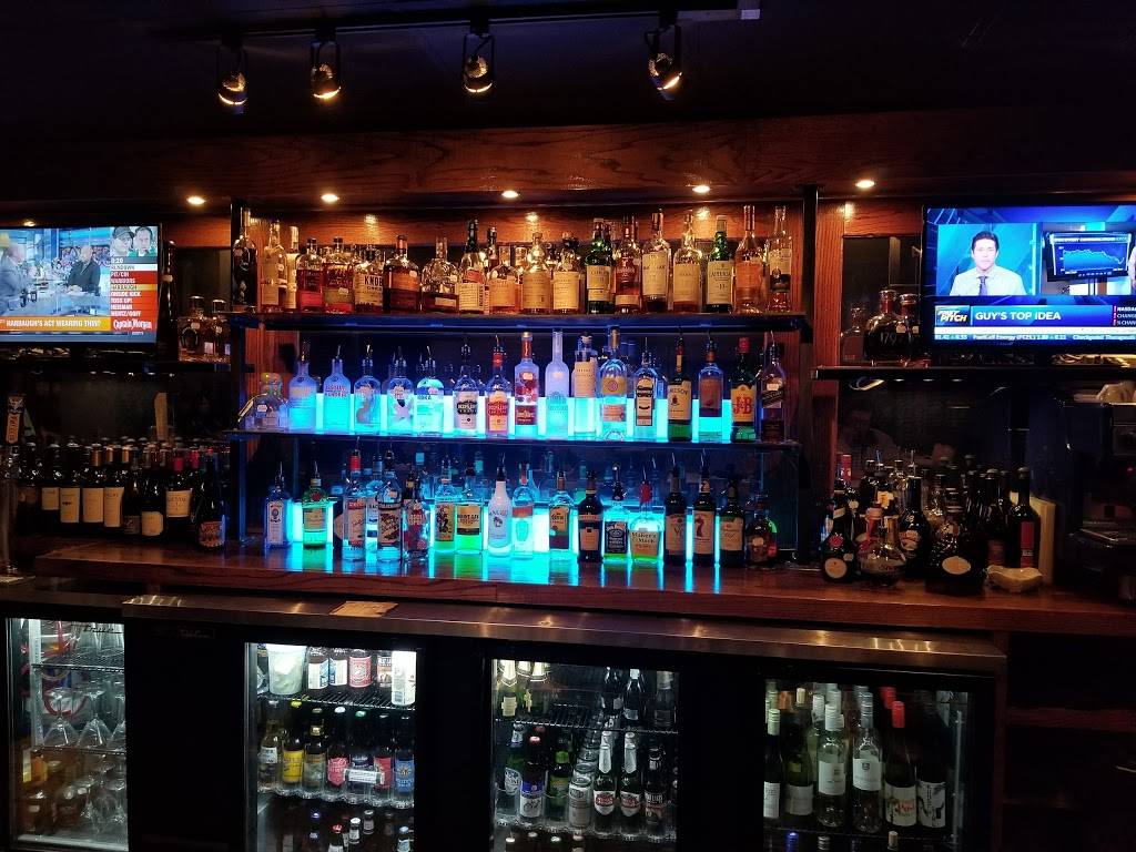 Blue Water Grille | restaurant | 126 E State Ave, High Point, NC 27262, USA | 3368861010 OR +1 336-886-1010