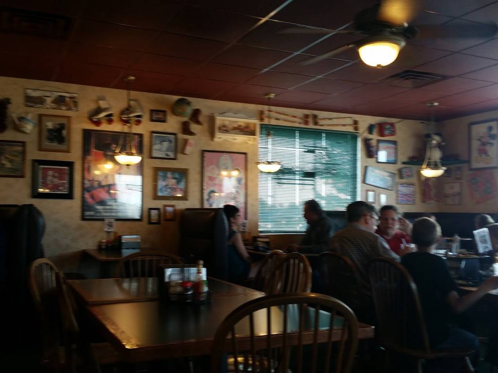 Monicals Pizza | restaurant | 1900 W Main St, Shelbyville, IL 62565, USA | 2177744100 OR +1 217-774-4100