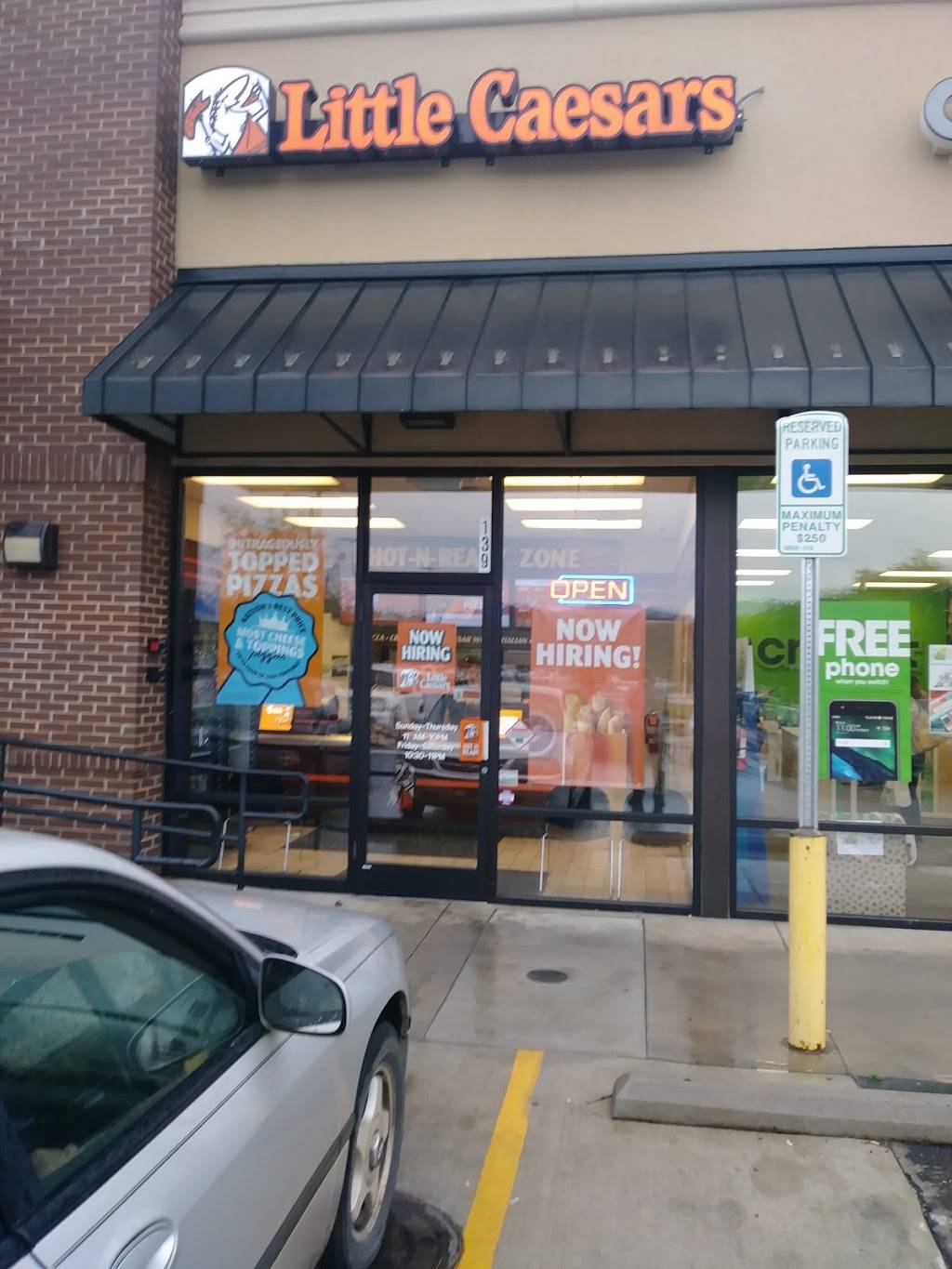 Little Caesars Pizza | restaurant | 139 Commons Dr, Franklin, NC 28734, USA | 8285245643 OR +1 828-524-5643