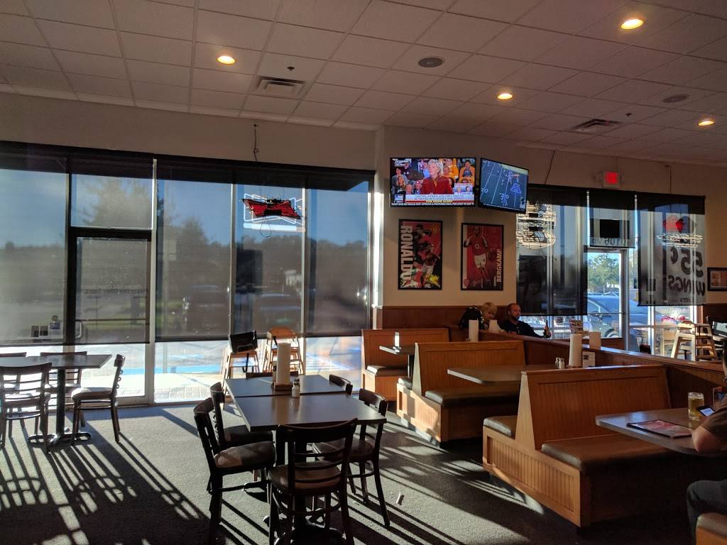 Wing-It | restaurant | 12961 Main St N, Jacksonville, FL 32218, USA | 9046960652 OR +1 904-696-0652
