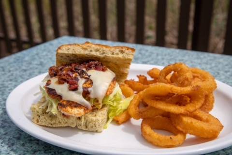 Beachfront Kitchen and Bar | restaurant | 201 75th Ave N Suite C, Myrtle Beach, SC 29572, USA | 8436925151 OR +1 843-692-5151