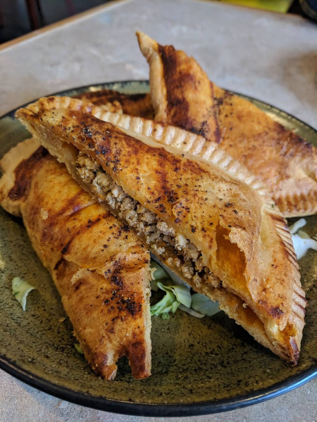 Dhat Island Caribbean Creole | restaurant | 308 W State St, Redlands, CA 92373, USA | 9097986060 OR +1 909-798-6060