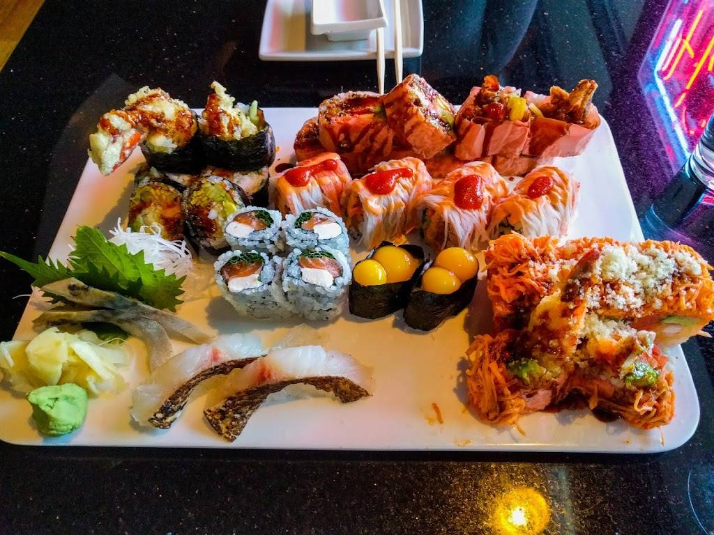 Go Fish Sushi | night club | 1 Broadway b108, Denver, CO 80203, USA | 3037338881 OR +1 303-733-8881