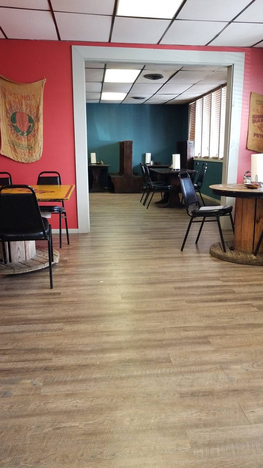 Spud Hut | meal takeaway | 518 W Broadway St, Princeton, IN 47670, USA | 8126350258 OR +1 812-635-0258