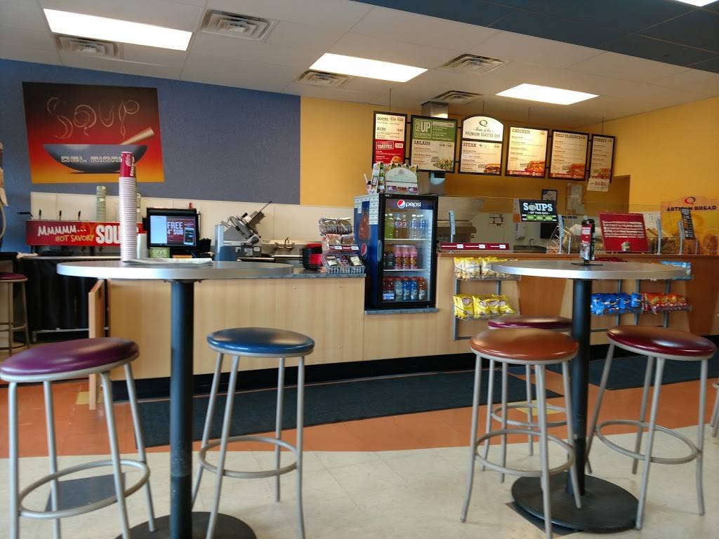 Quiznos | restaurant | 600 Blairs Ferry Rd NE Ste E, Cedar Rapids, IA 52402, USA | 3192948524 OR +1 319-294-8524