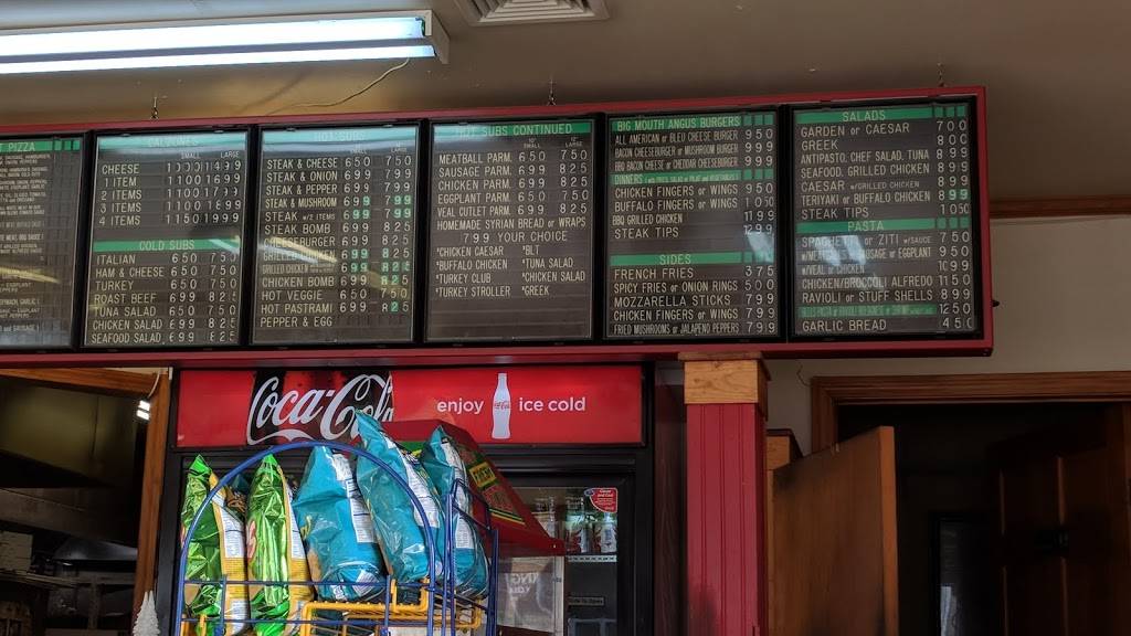 Marinhos Pizzeria | restaurant | 984 Main St, Millis, MA 02054, USA | 5083761911 OR +1 508-376-1911