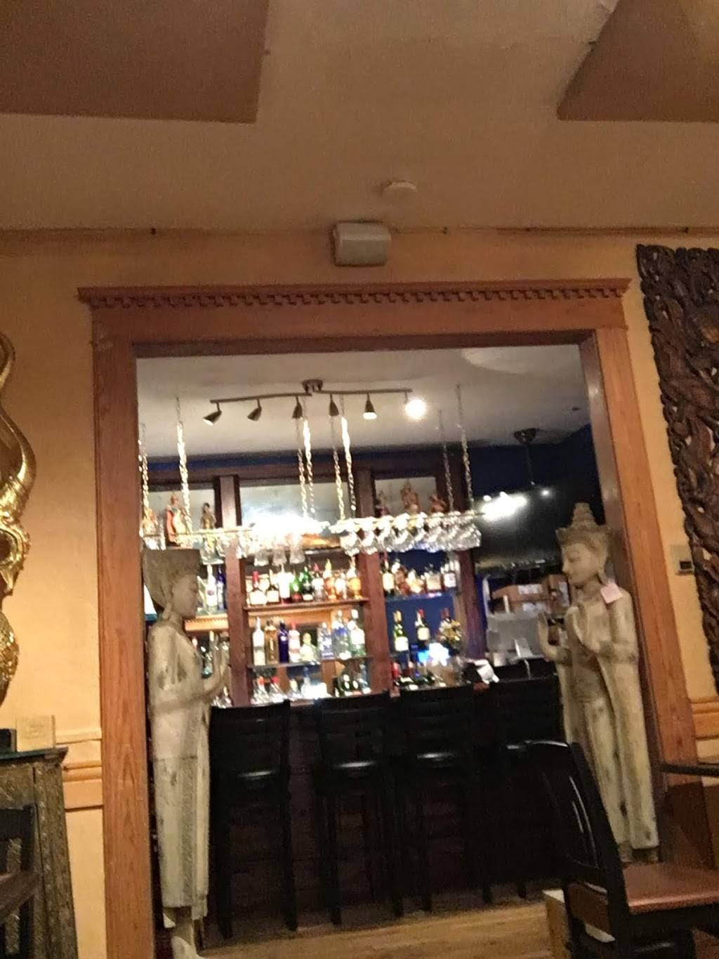 Bai Tong | restaurant | 1120 N Lincoln Ave, Loveland, CO 80537, USA | 9706854757 OR +1 970-685-4757