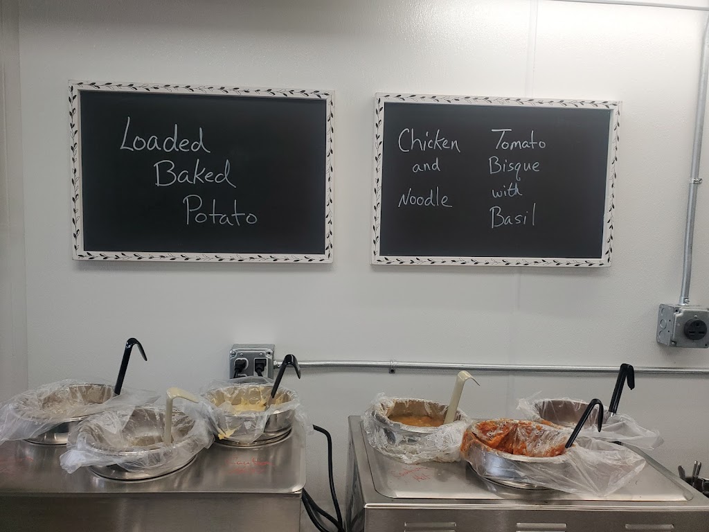 Lettuce Express | restaurant | 502 State St, Augusta, KS 67010, USA | 3163587014 OR +1 316-358-7014