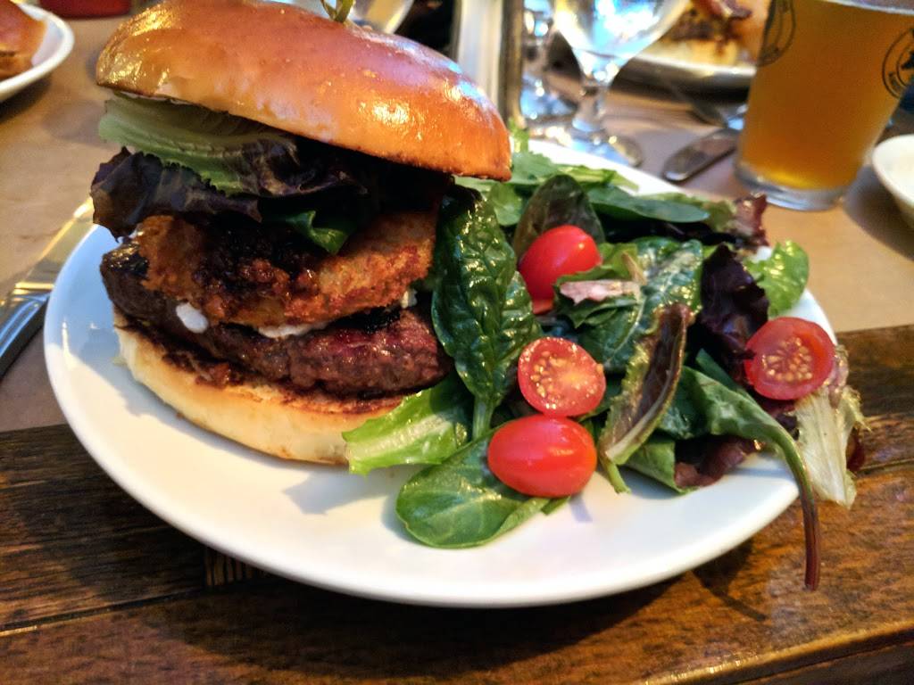 Historic Rocky Hill Inn & Tavern | restaurant | 137 Washington St, Rocky Hill, NJ 08553, USA | 6096838930 OR +1 609-683-8930